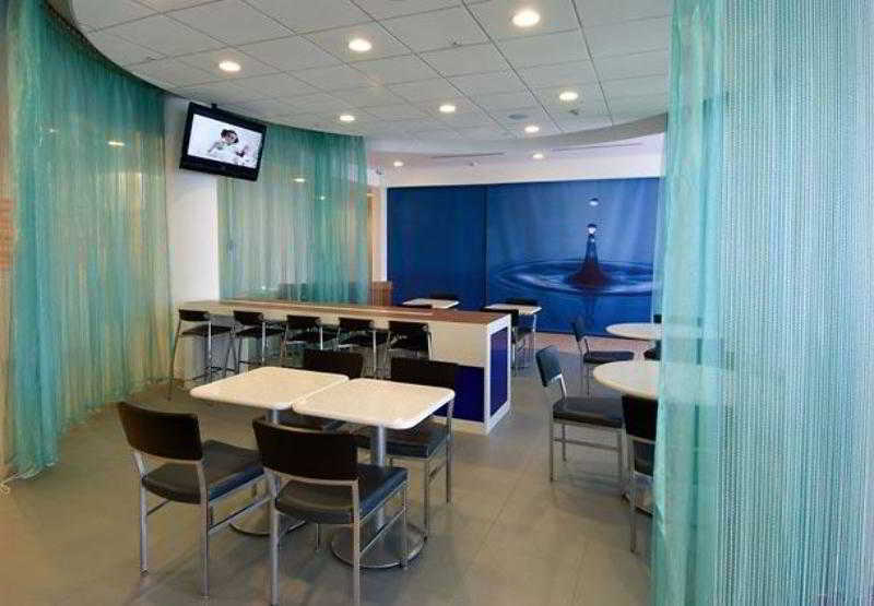 圣安东尼奥机场万豪春丘套房酒店 外观 照片